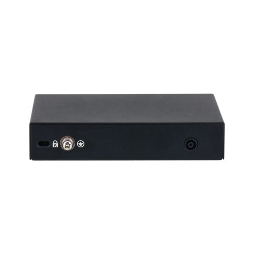 Unverwalteter Desktop-Switch mit 6 Anschlüssen und 4 PoE-Anschlüssen Schwarz Unverwalteter Desktop-Switch mit 6 Anschlüssen und 4 PoE-Anschlüssen Schwarz