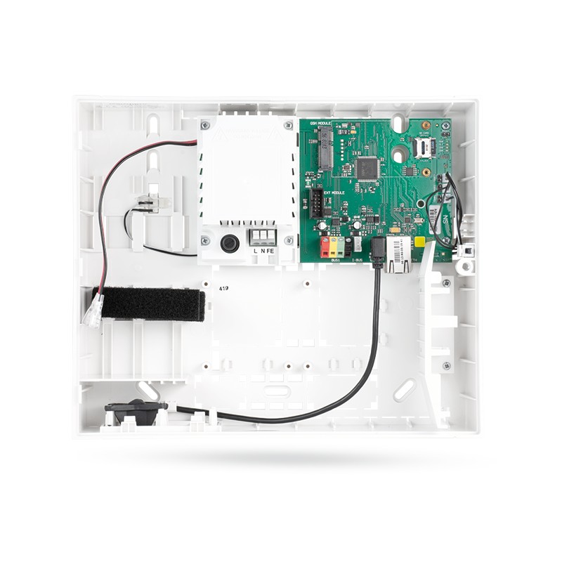 Centrale du système d'alarme, y compris l'appareil de transmission LAN